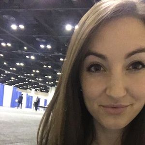 Meet your Posher, Tay